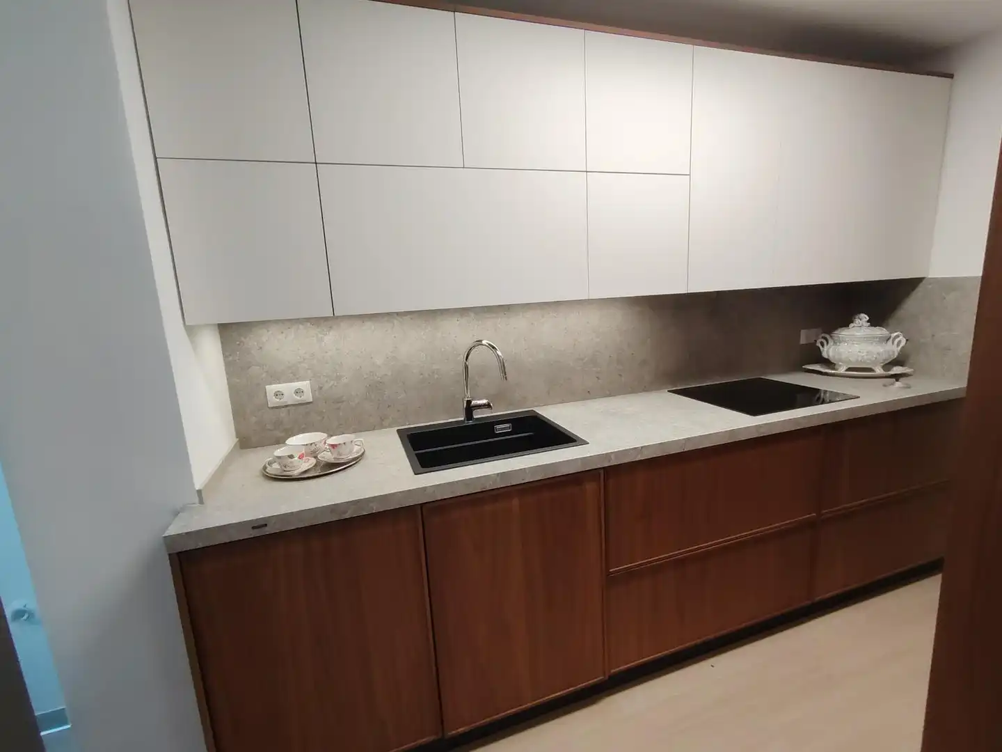 Cocina de Apartamento de alquiler en Málaga con Jardín privado, Terraza y Amueblado