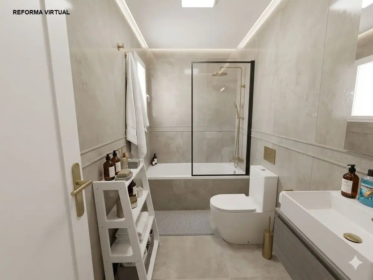 Badezimmer von Wohnungen zum Verkauf in Marbella mit Klimaanlage, Heizung und Privatgarten
