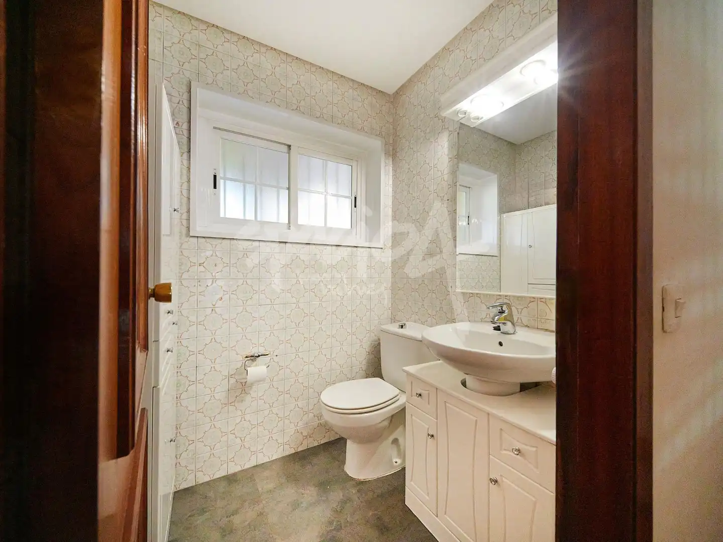 Bathroom of Houses for sale in Las Rozas de Madrid  with Air Conditioner, Heating and Private garden