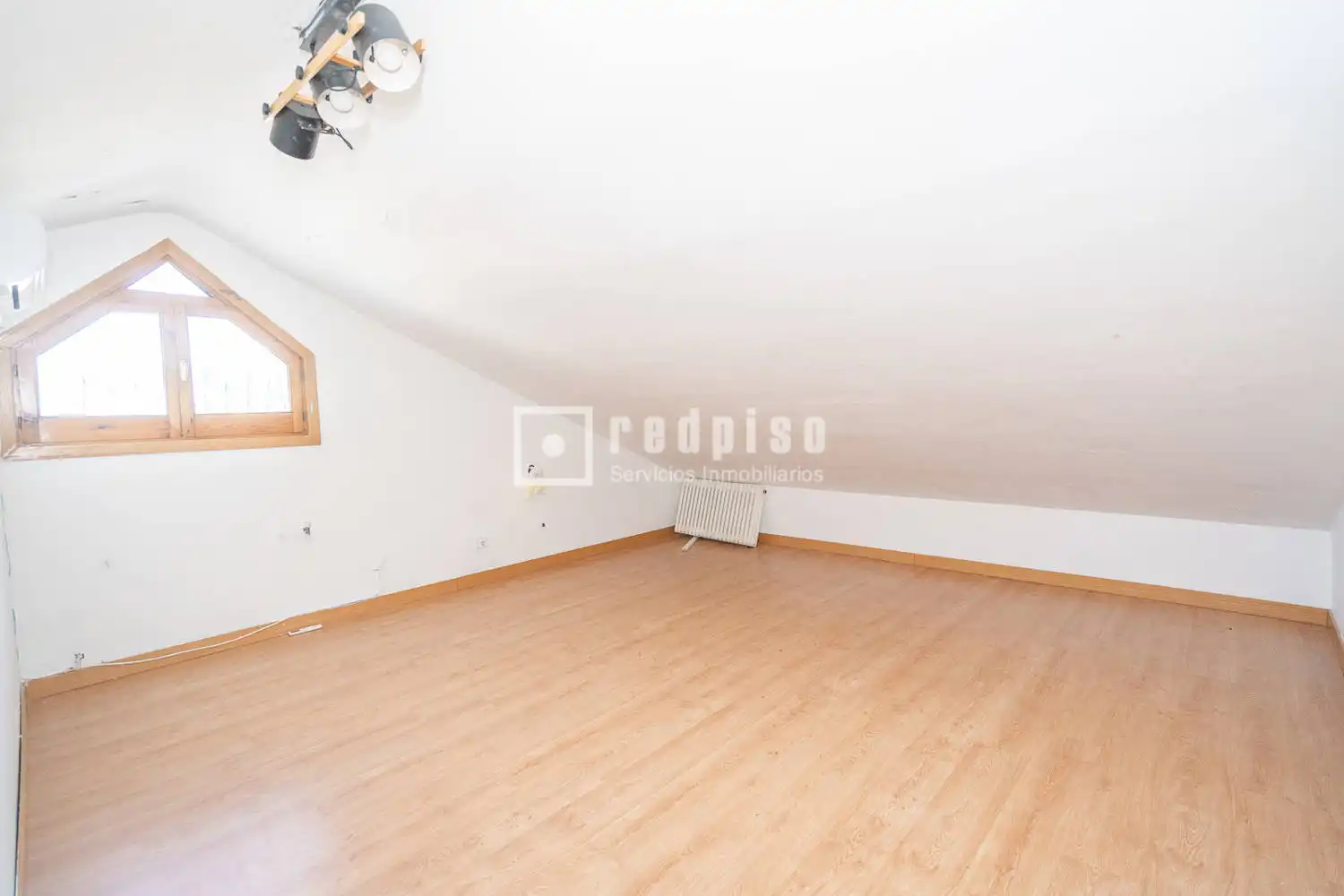 Dormitori de Casa o xalet en venda en Arroyomolinos (Madrid) amb Aire condicionat i Calefacció