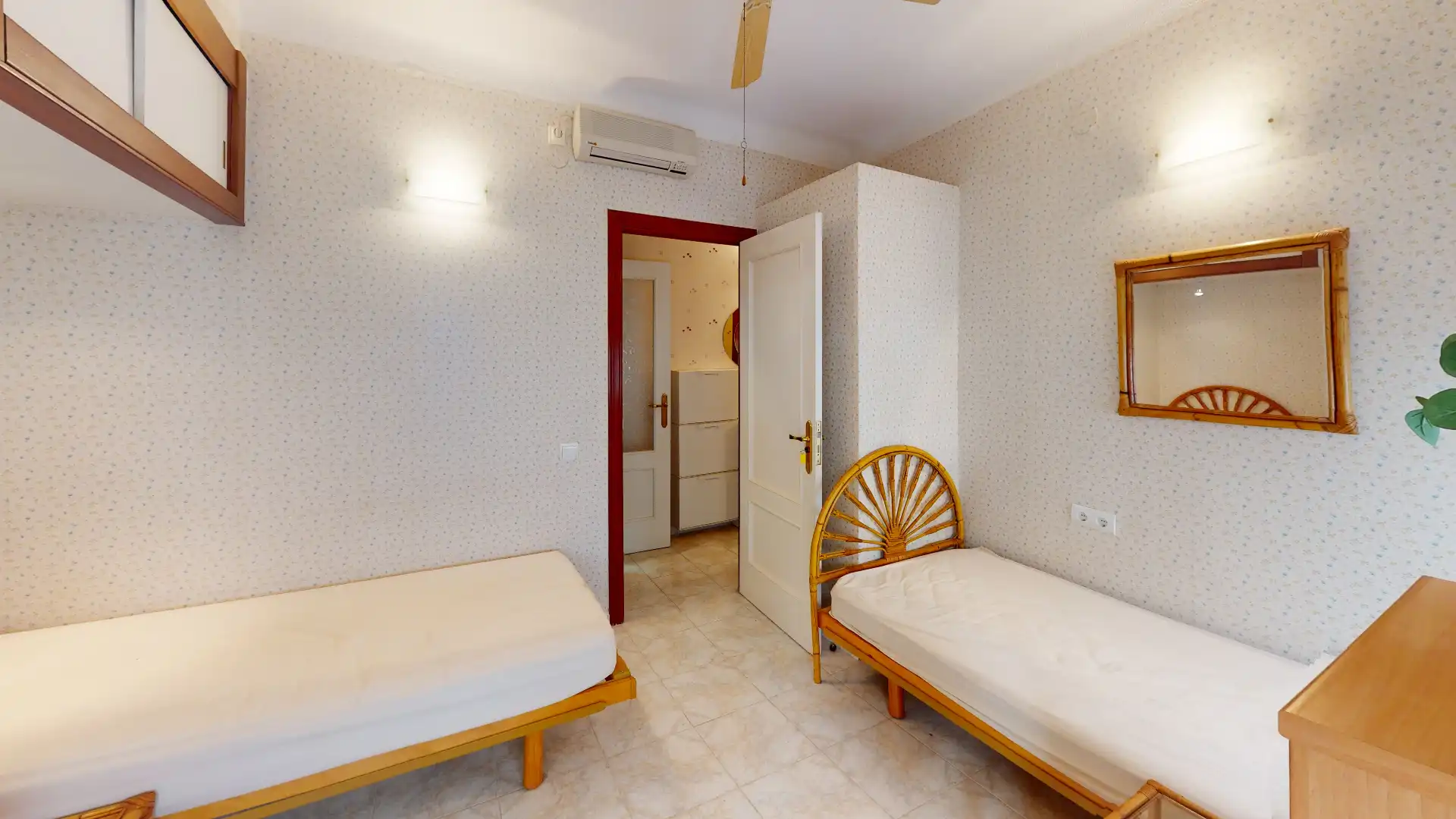 Habitación de Piso en venta en Alicante / Alacant con Aire acondicionado, Amueblado y Horno