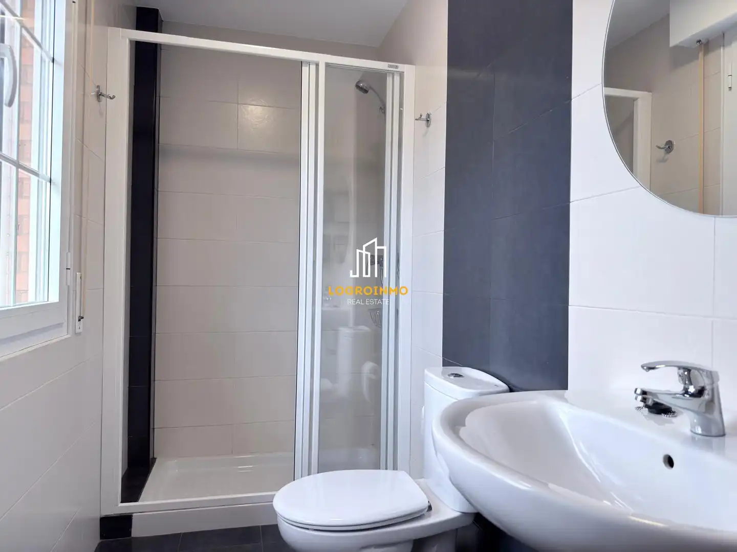 Baño de Casa o chalet en venta en El Redal con Calefacción, Trastero y Piscina