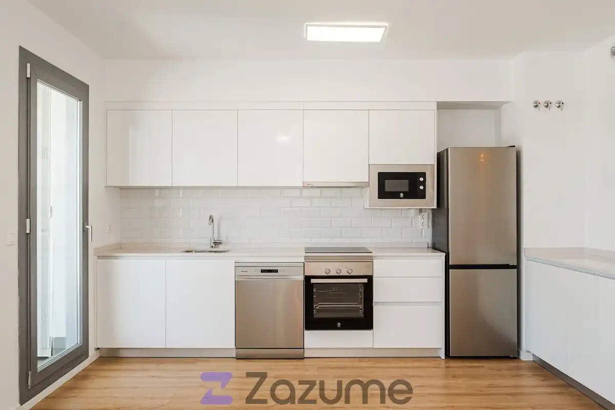 Küche von Wohnung zur Miete in Dos Hermanas mit Klimaanlage, Heizung und Privatgarten