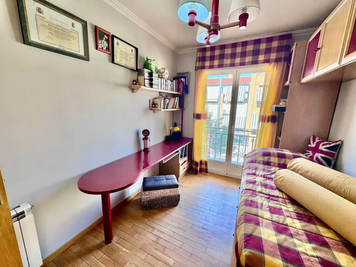 Bedroom of Detached homes for sale in Valdepeñas  with Air Conditioner and Heating