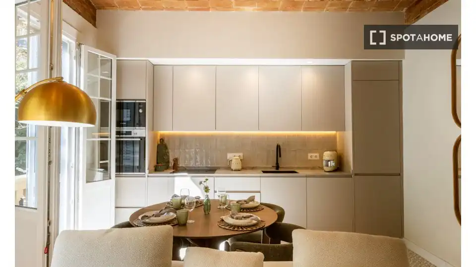 Piso con terraza en alquiler en Eixample, imagen 8