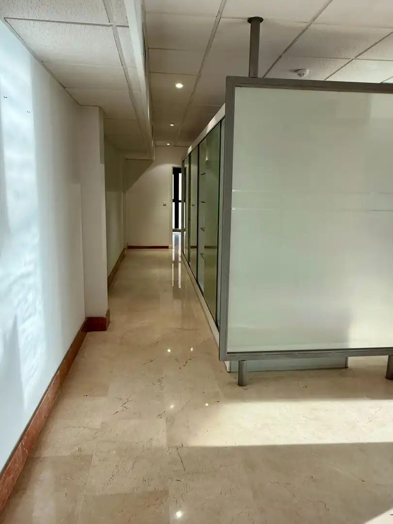 Büro mit Aufzug zur Miete in Zona Nord, imagen 13