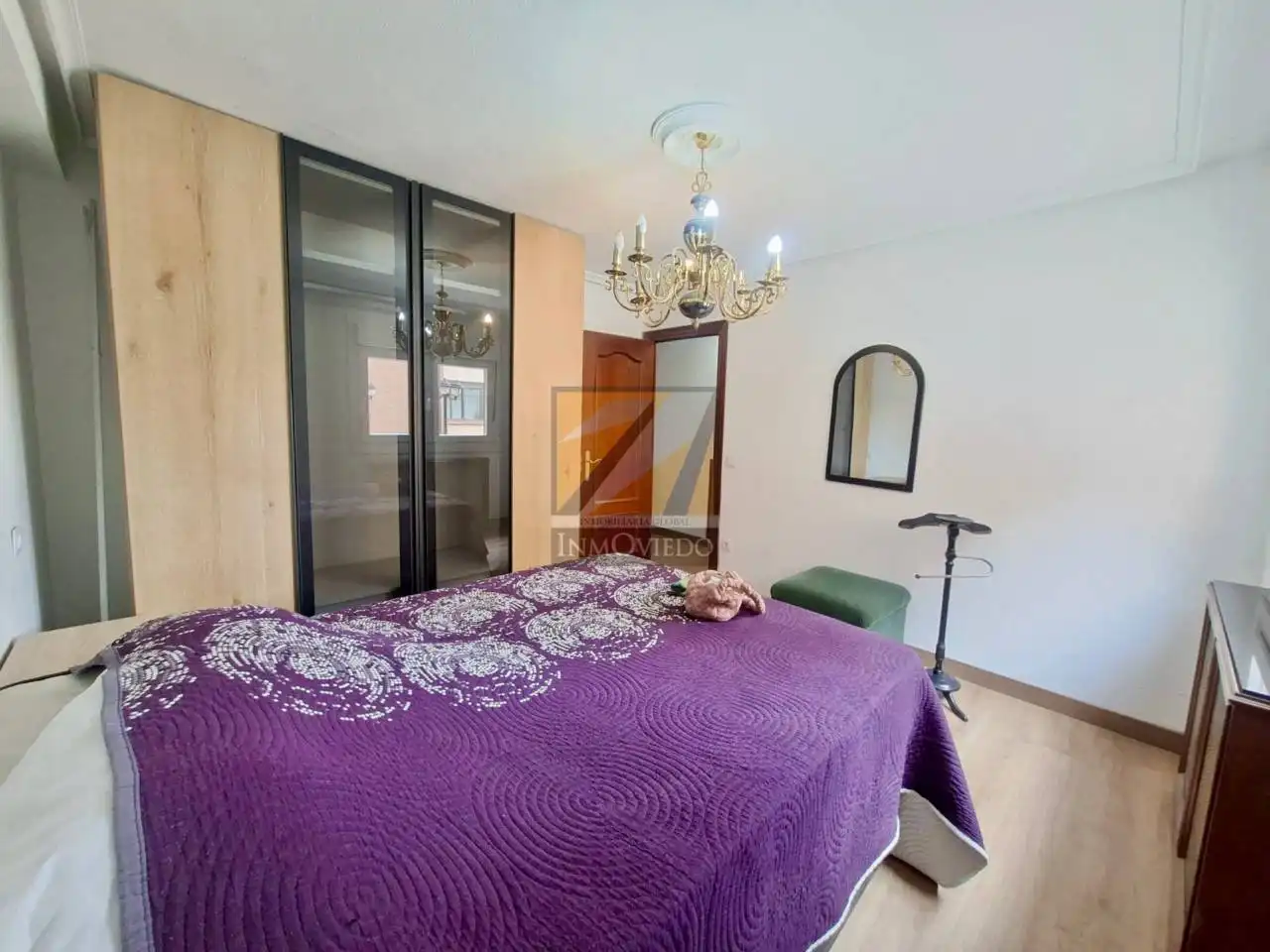 Bedroom of Flat for sale in Oviedo   with Heating, Terrace and Storage room