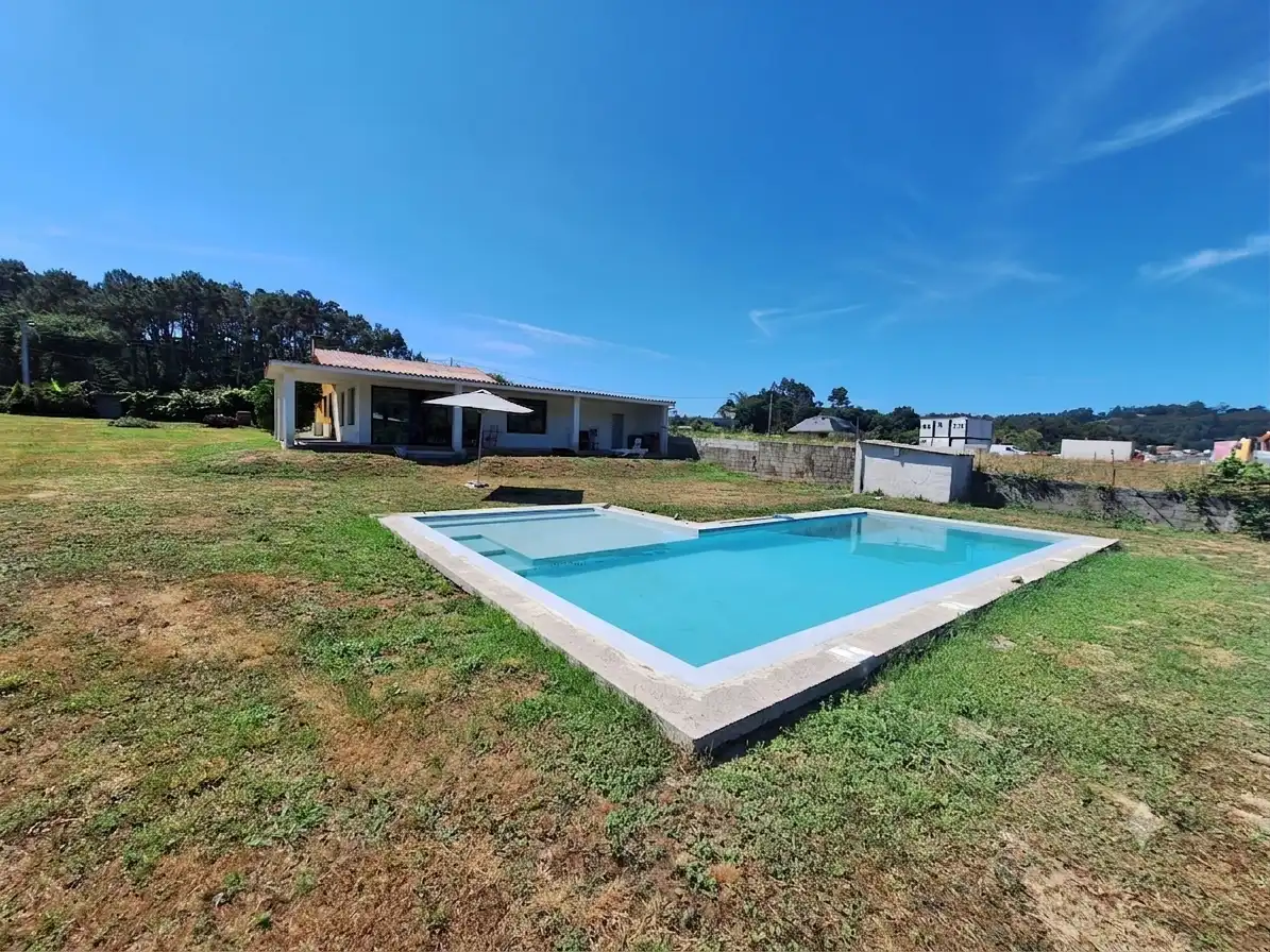 Swimming pool of Houses for rent in Culleredo  with Private garden, Swimming Pool and Furnished