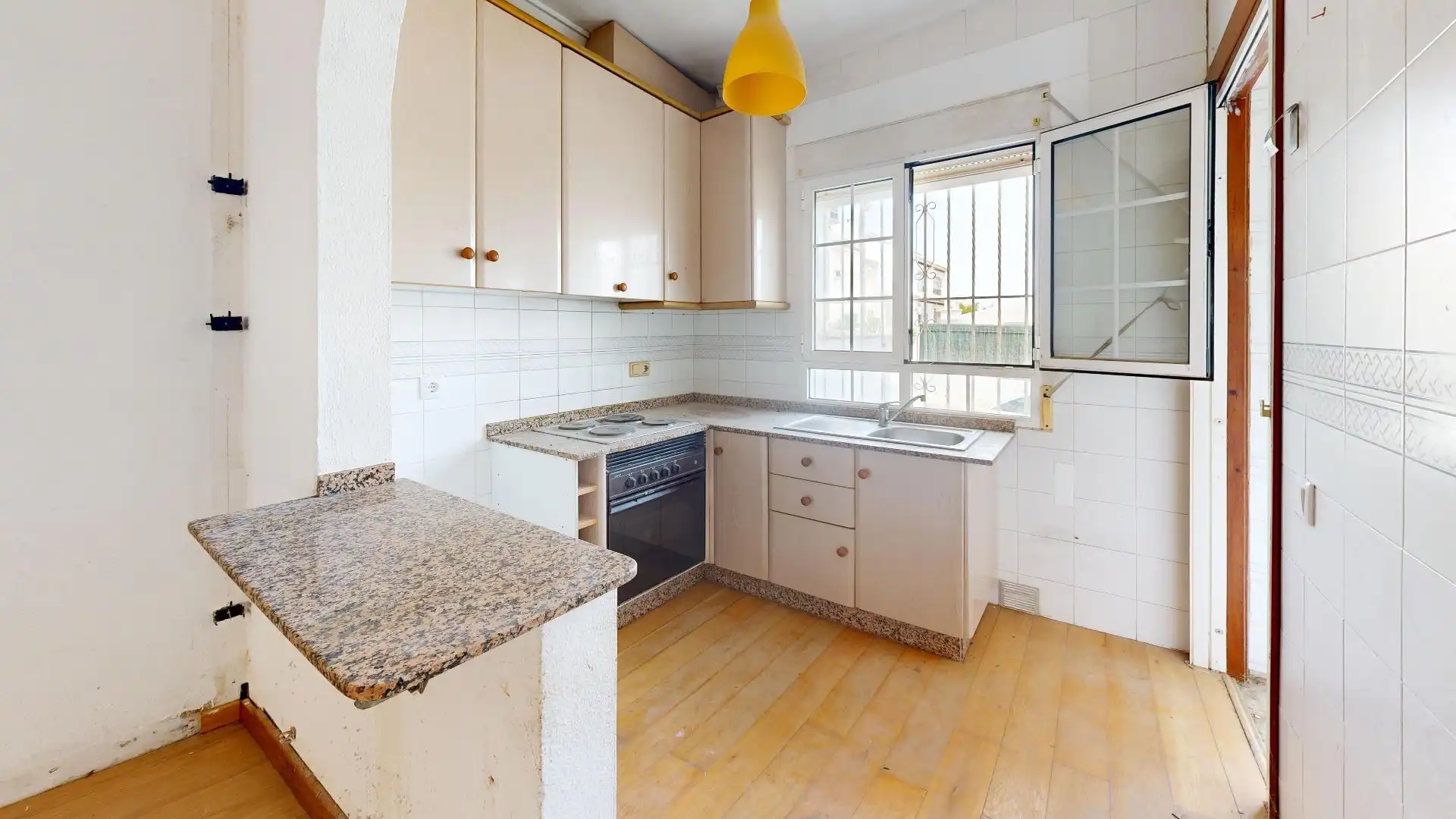 Cocina de Casa o chalet en venta en Orihuela con Jardín privado y Terraza