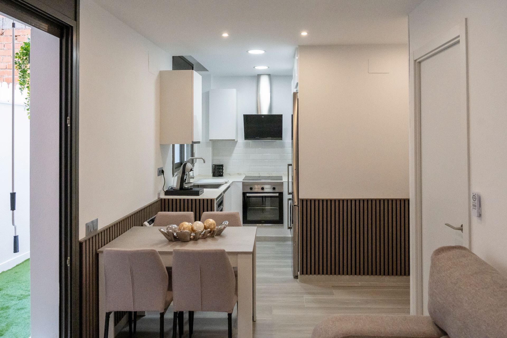 Cuina de Pis en venda en Terrassa amb Calefacció i Moblat