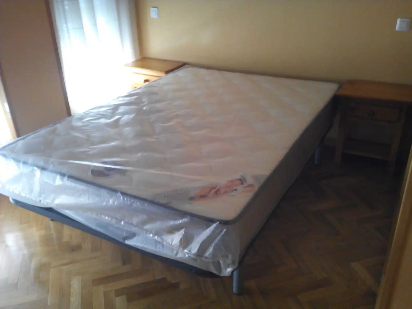 Bedroom of Flat for sale in Madrid  with Air Conditioner, Heating and Parquet flooring