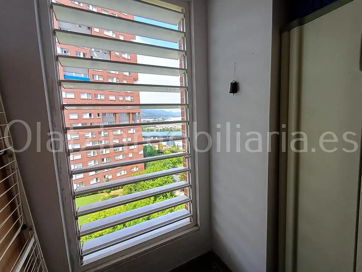 Terrassa de Pis en venda en Barakaldo  amb Calefacció, Traster i Balcó