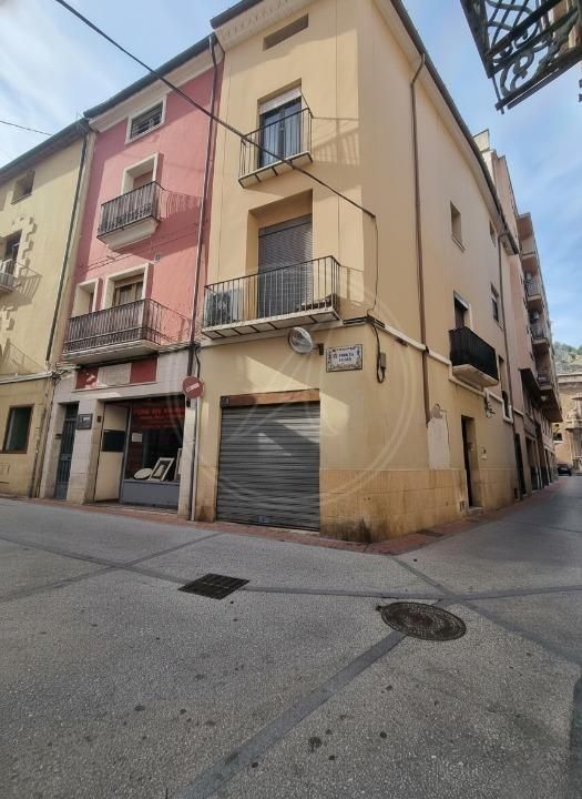 Vista exterior de Edifici en venda en Cocentaina