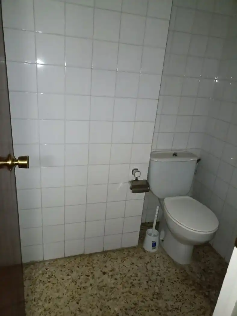 Local comercial en alquiler en Berga, imagen 3