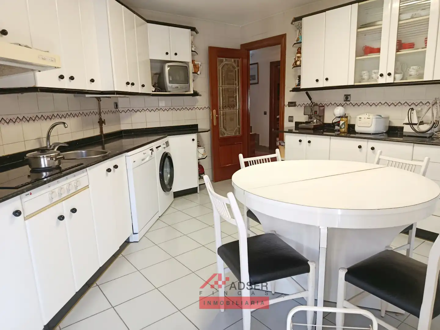 Terraced house with terrace for sale in Lardero - CERVANTES, imagen 16