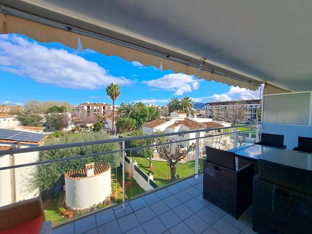 Apartamento en Alquiler en Carretera de les Marines a Dénia, 8 en El Palmar - Los Molinos