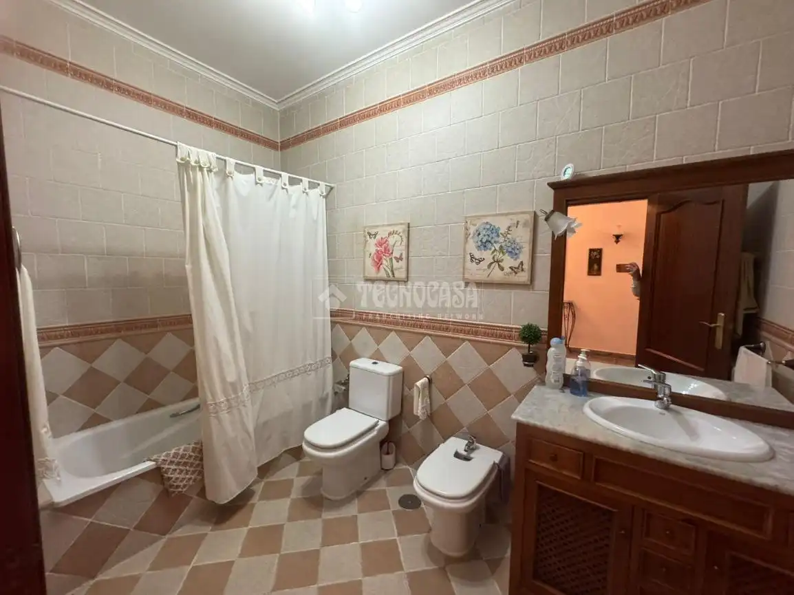Bathroom of Country homes for sale in Almendralejo  with Air Conditioner and Furnished