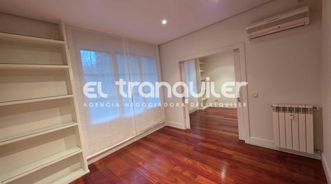 Foto 3 de Piso de alquiler en Calle General Martínez Campos, Almagro,  Madrid Capital