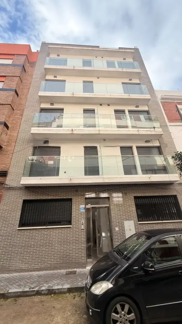 Vista exterior de Pis en venda en Córdoba amb Aire condicionat, Calefacció i Terrassa