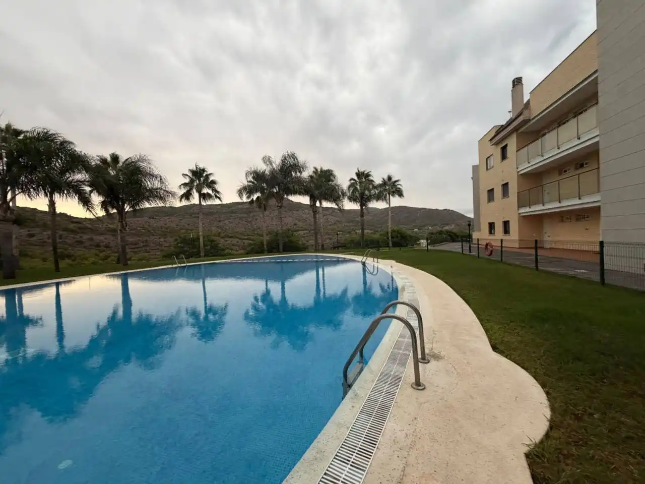 Swimming pool of Flat for sale in Oropesa del Mar / Orpesa  with Air Conditioner, Terrace and Storage room