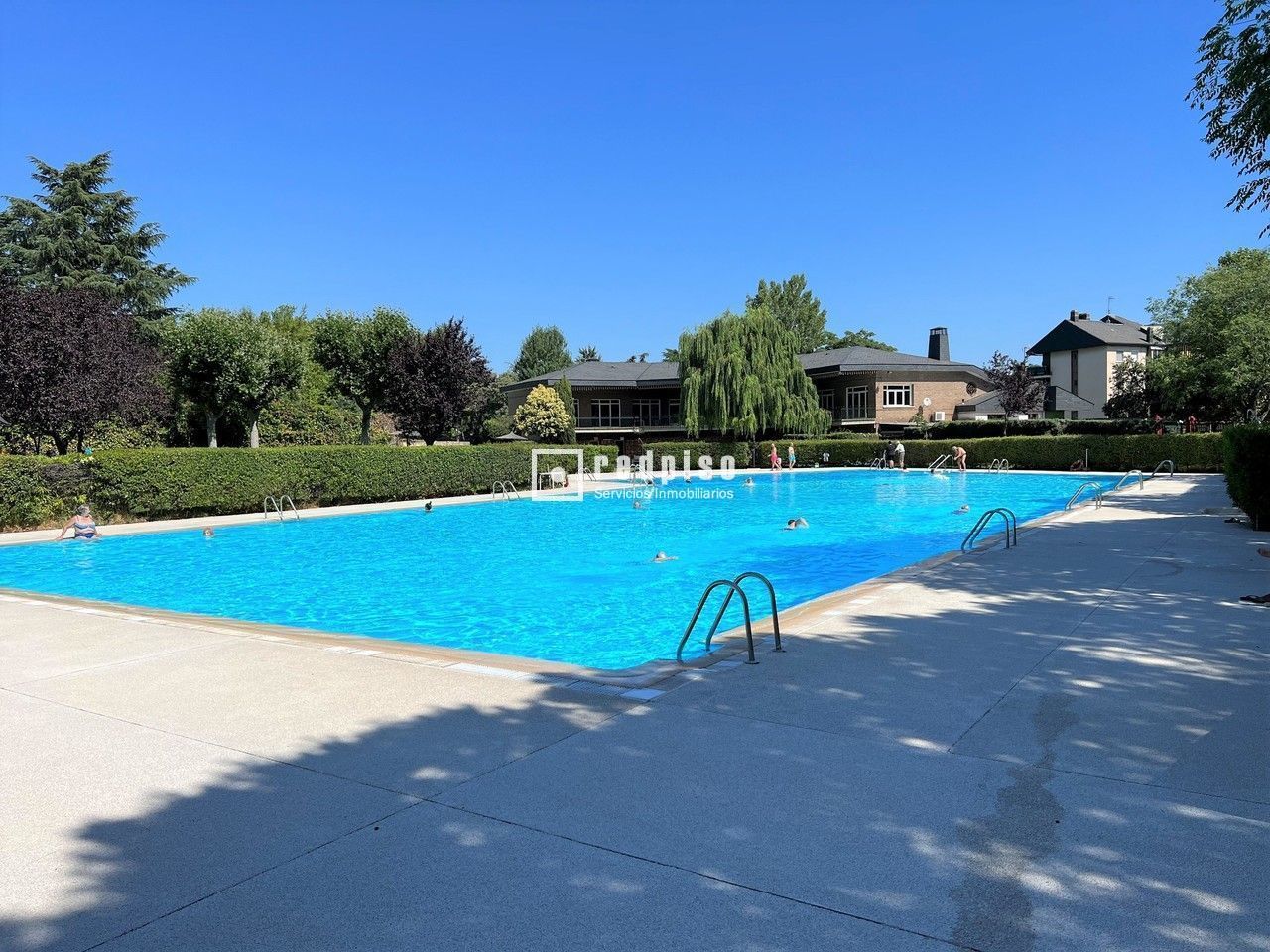 Swimming pool of House or chalet for sale in Collado Villalba  with Air Conditioner, Heating and Parquet flooring