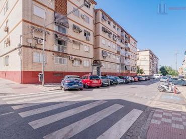 Piso en venta en Martin Perez de Ayala, 1