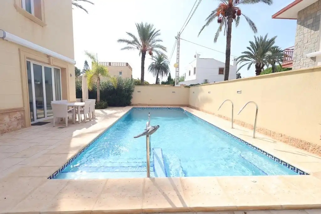 Casa o xalet en venda a Cabo Roig