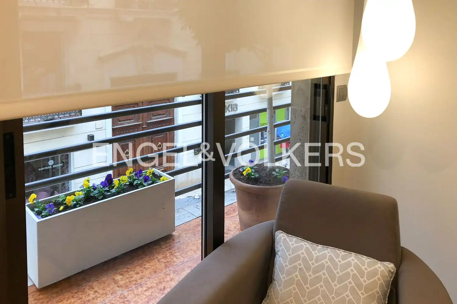 Piso con terraza en alquiler en Ciutat Vella, imagen 16