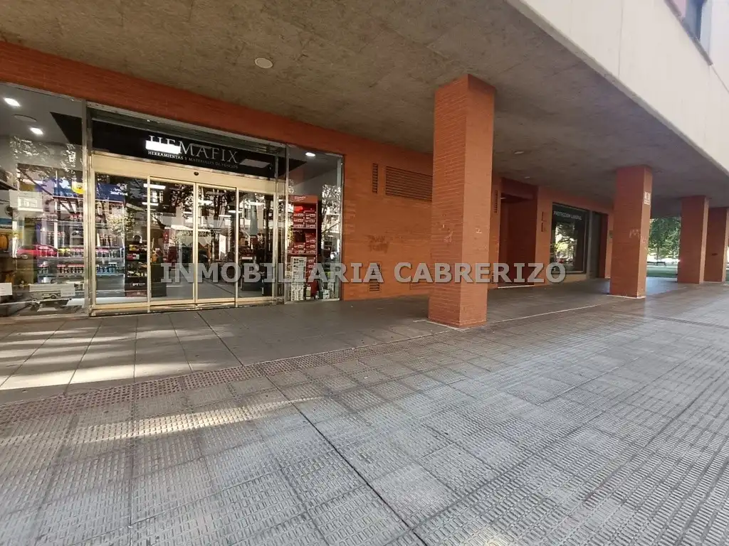 Vista exterior de Local de lloguer en  Logroño amb Aire condicionat, Calefacció i Parquet