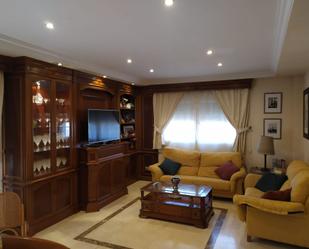 Living room of House or chalet for sale in San Vicente del Raspeig / Sant Vicent del Raspeig  with Air Conditioner, Private garden and Parquet flooring