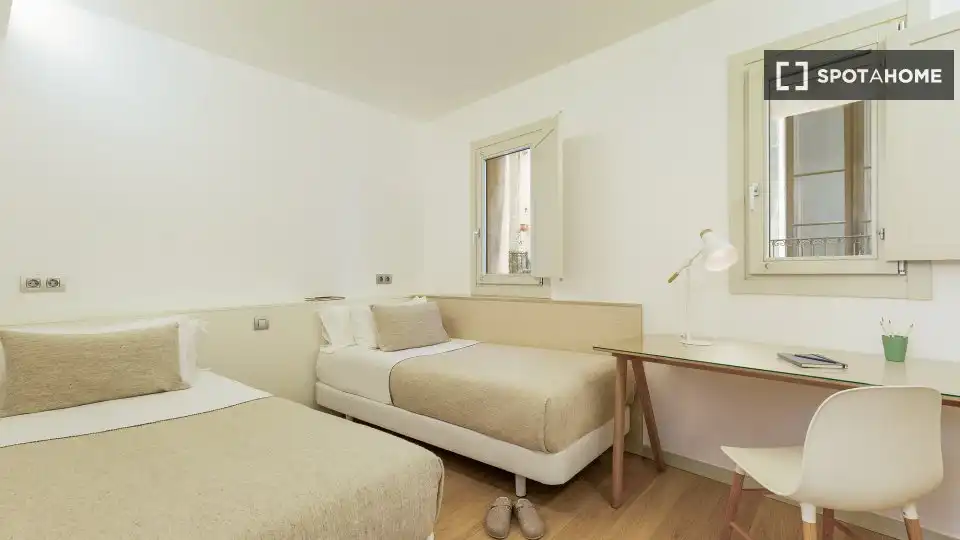 Flat with terrace to rent in Ciutat Vella, imagen 19
