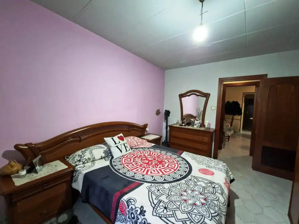 Dormitori de Casa o xalet en venda en Binéfar amb Calefacció, Terrassa i Traster