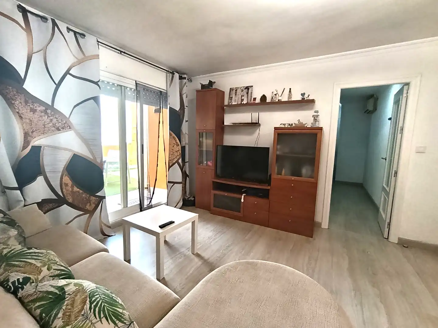 Living room of Flat for sale in Águilas  with Parquet flooring