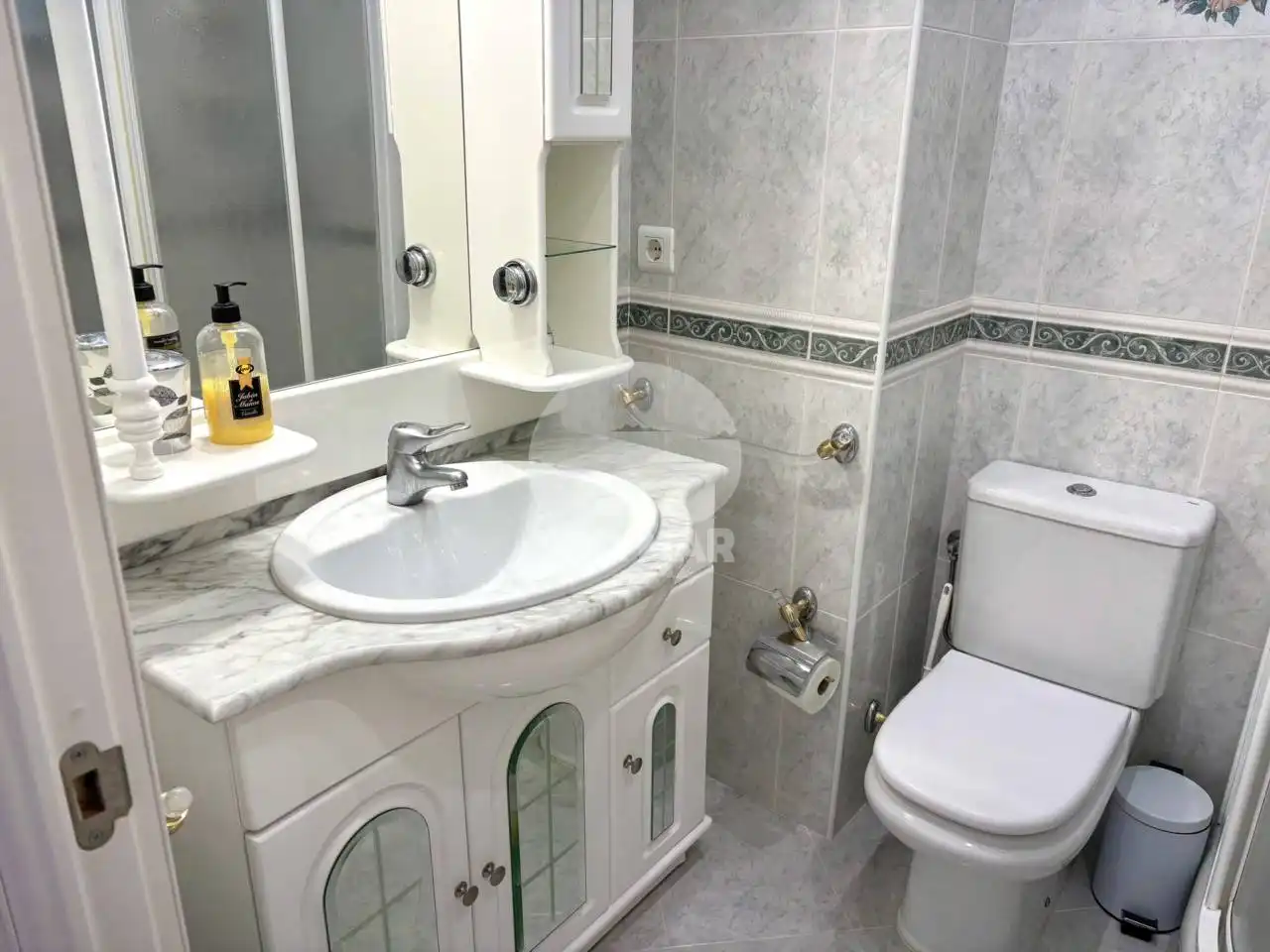 Baño de Piso de alquiler en Vélez-Málaga con Aire acondicionado, Terraza y Amueblado