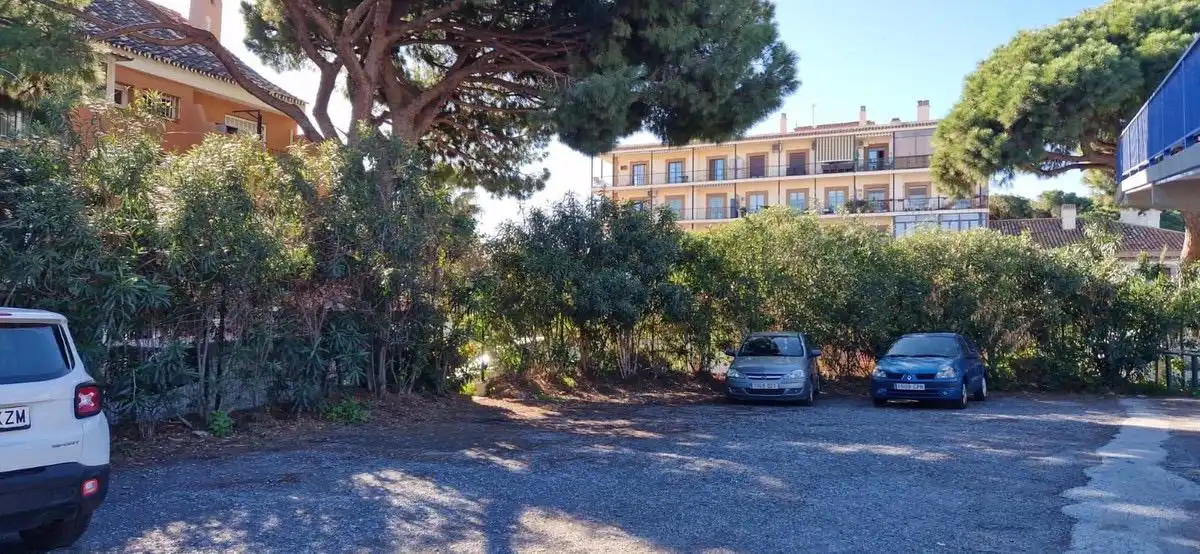 Parking de Piso en venta en Marbella con Terraza