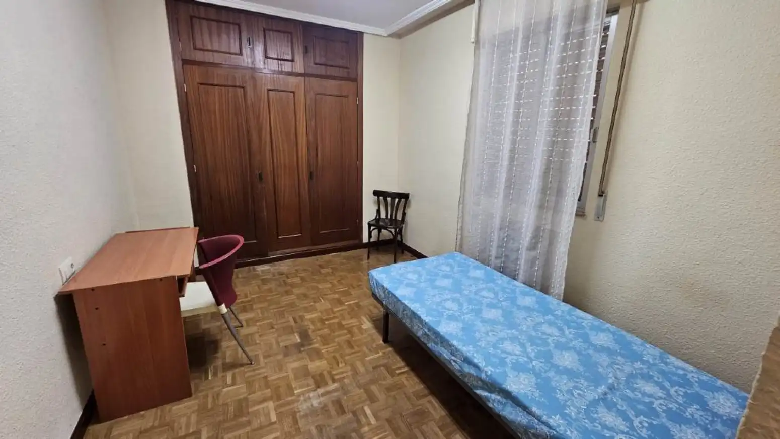 Habitación de Piso de alquiler en Salamanca con Calefacción, Parquet y Terraza