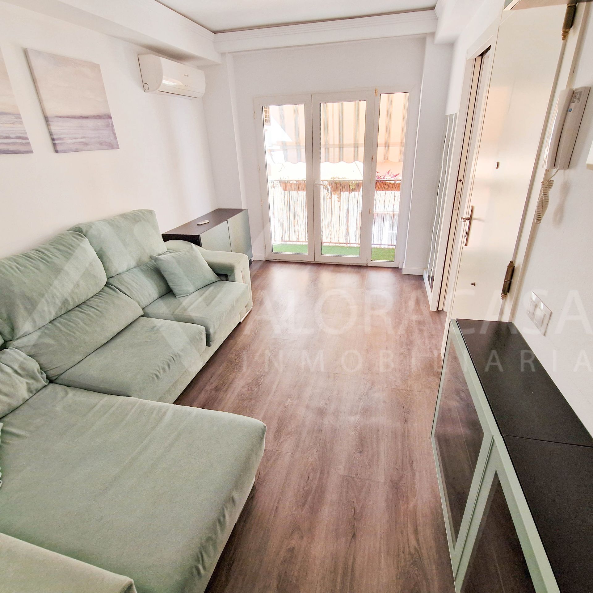 Living room of Flat to rent in Málaga Capital  with Air Conditioner, Furnished and Oven