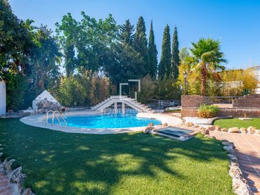 Villa mit Pool zum Verkauf in Mijas pueblo