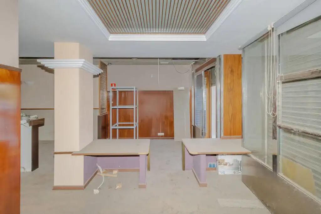 Gewerbefläche zum Verkauf in Av Francesc Macià, imagen 9