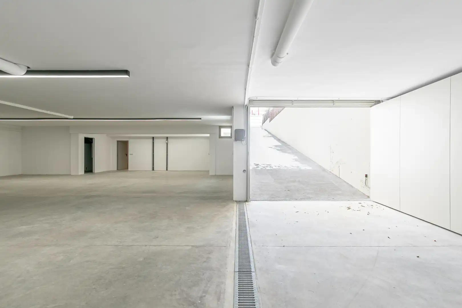 Parkplatz von Haus oder Chalet zum Verkauf in Sitges mit Klimaanlage, Heizung und Privatgarten