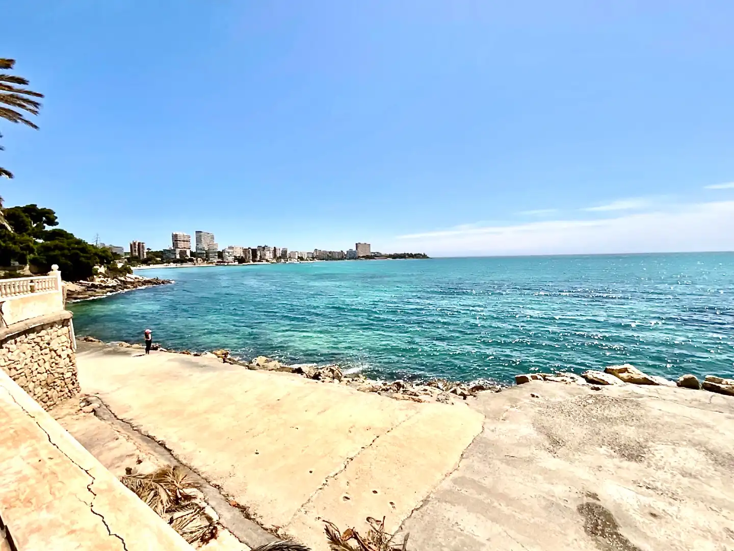 Außenansicht von Wohnung zum Verkauf in Alicante / Alacant mit Klimaanlage und Terrasse