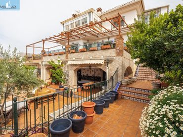 Chalet en venta en Calle EL TEJO 19
