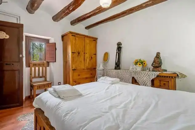Habitación de Finca rústica en venta en Querol con Calefacción, Jardín privado y Terraza