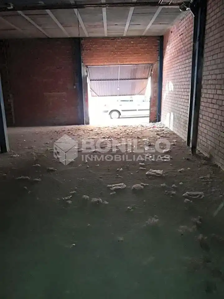 Local comercial de lloguer a Calle del Rosario, imagen 2
