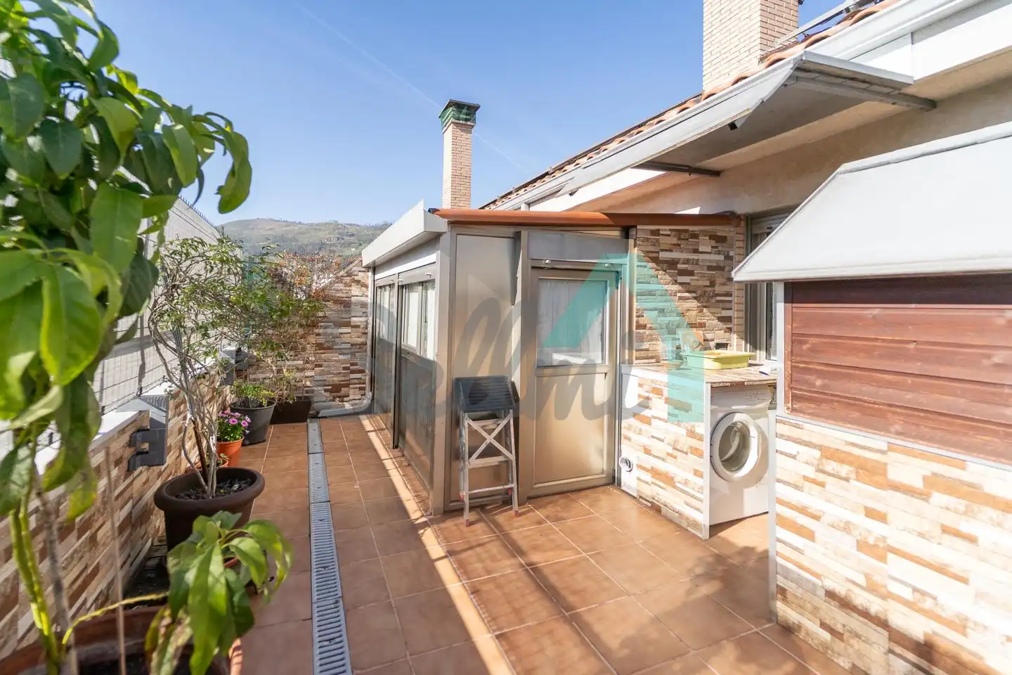 Terraza de Ático en venta en Oviedo  con Calefacción, Parquet y Terraza