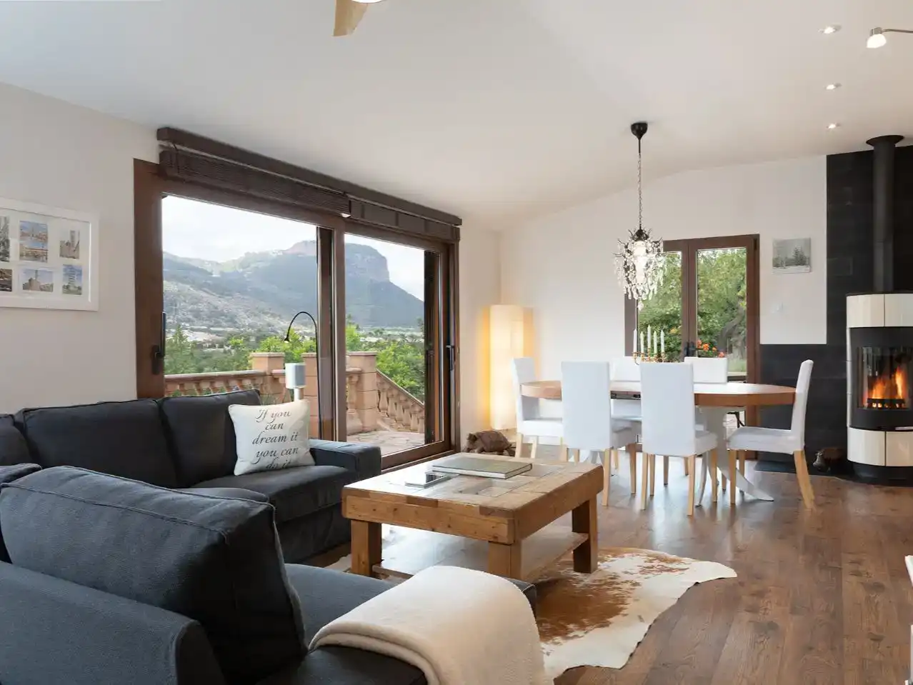Living room of Flat for sale in Alaró  with Air Conditioner and Balcony