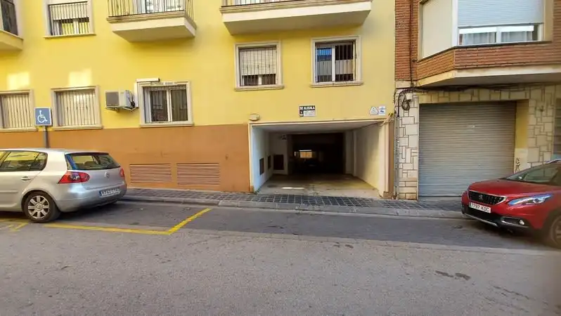 Aparcament de Garatge en venda en Llíria
