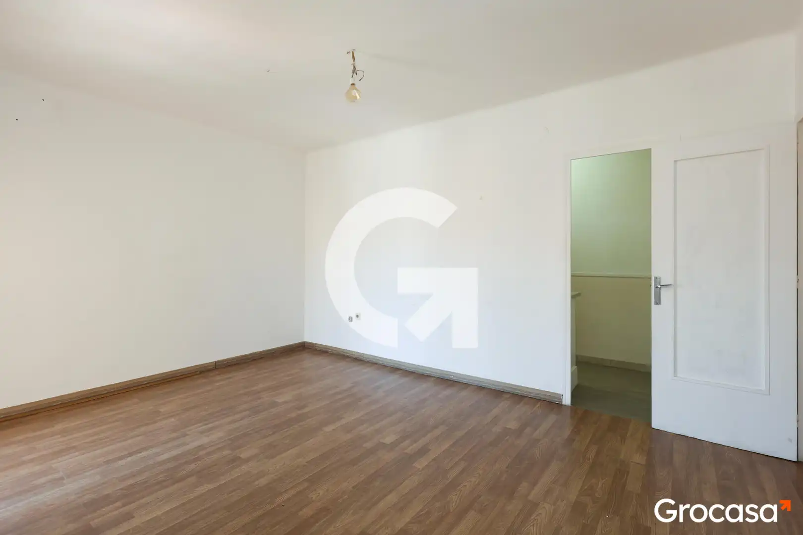 Sala d'estar de Pis en venda en Sant Boi de Llobregat amb Forn i Balcó