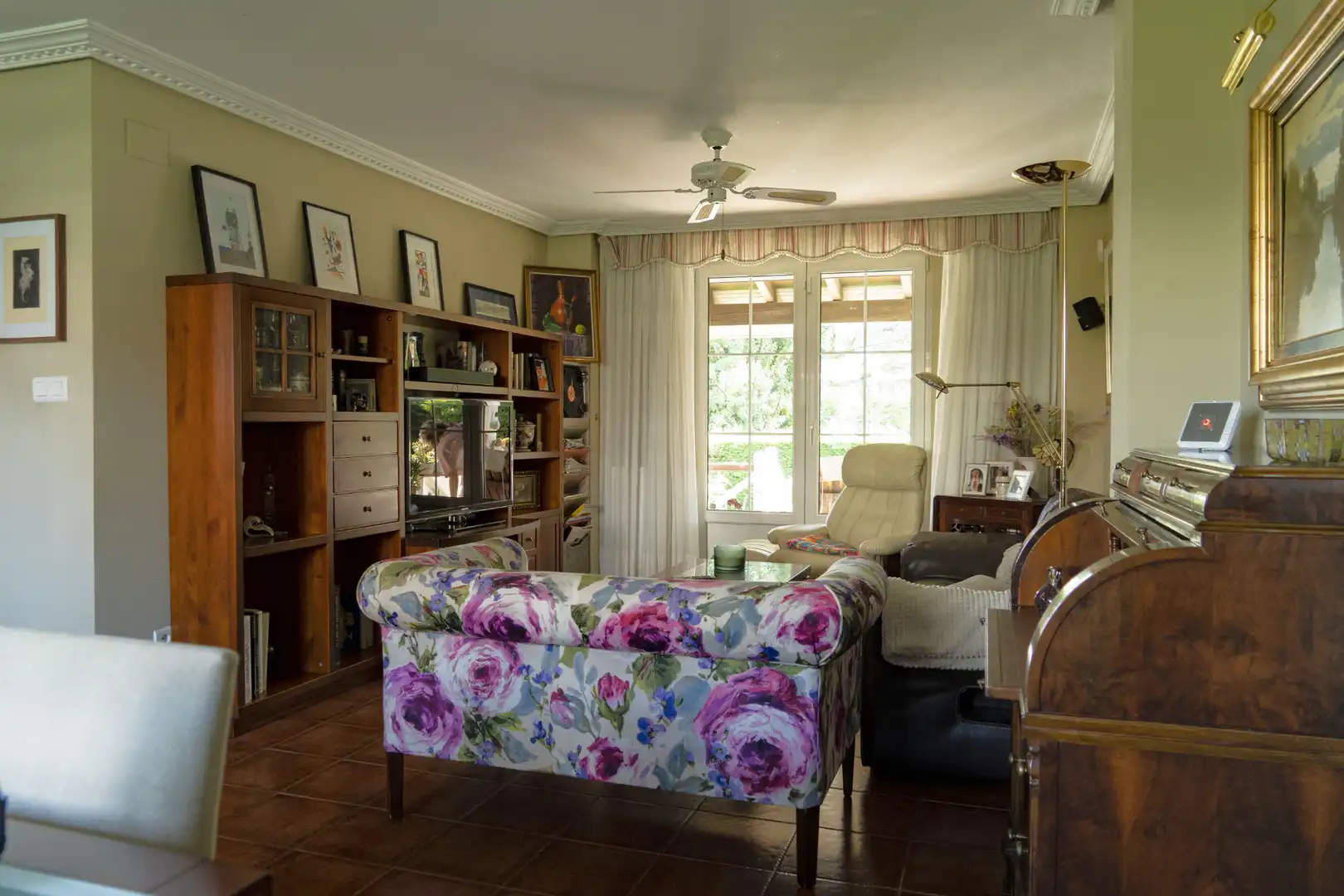 Sala de estar de Casa o chalet en venta en Camargo con Calefacción, Jardín privado y Terraza