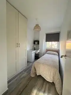 Habitación de Piso en venta en Alcalá de Guadaira con Aire acondicionado, Calefacción y Parquet